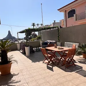 Appartamento Terrazza Faraglioni, Aci Trezza